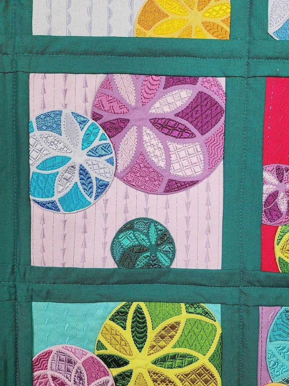 VIBRANT BUBBLES Embroidered Wall Hanging