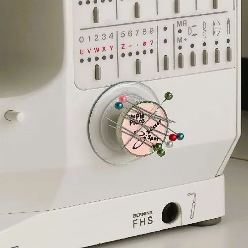 Scissors Spot Magnetic Pin/Notion Holder 1