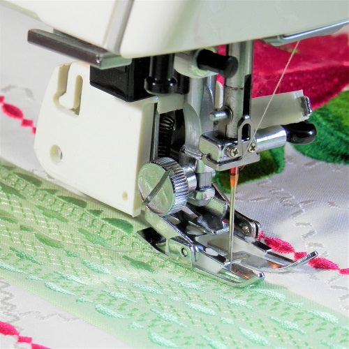 using The Husqvarna Viking Emerald Walking Foot