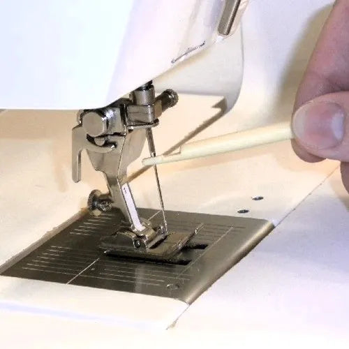 Sewing Machine Lint Brush & Needle Insertion Tool 2