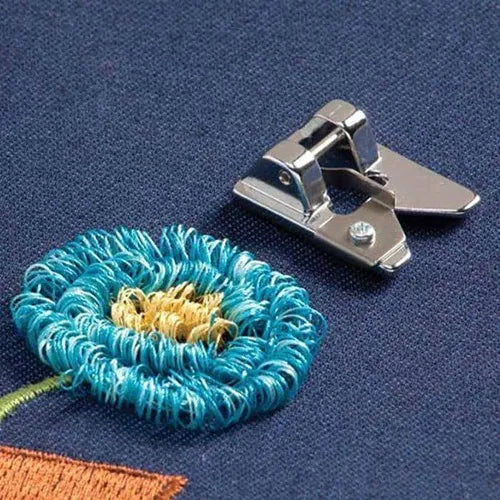 Pfaff Generic Fringe Foot flower