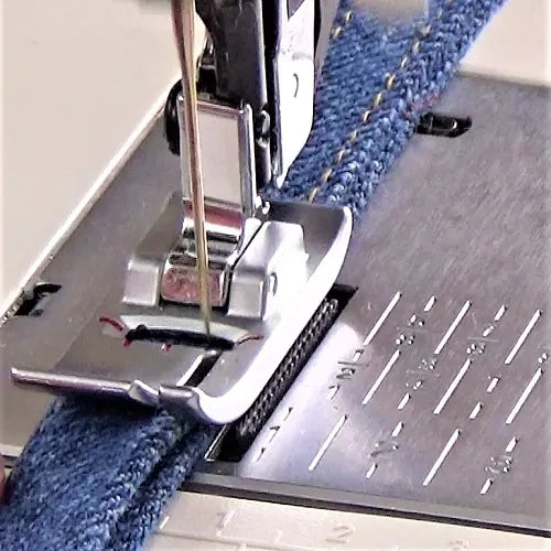 Janome Bi-Level Presser Foot Set sewing 7