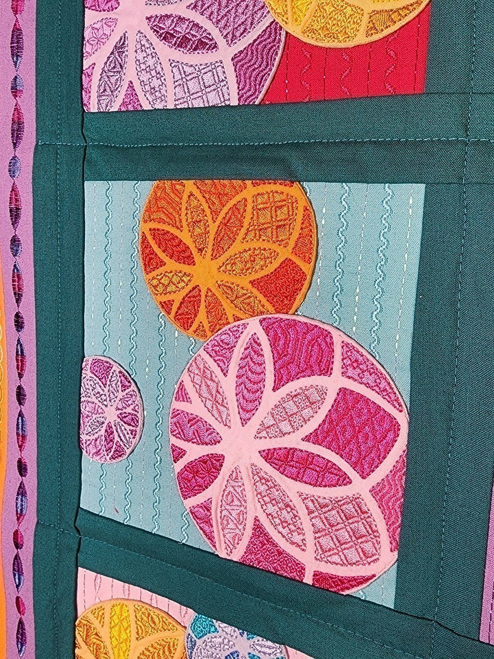 VIBRANT BUBBLES Embroidered Wall Hanging
