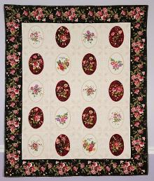 SPLENDID HOLIDAY II Embroidered Wall Hanging/Throw