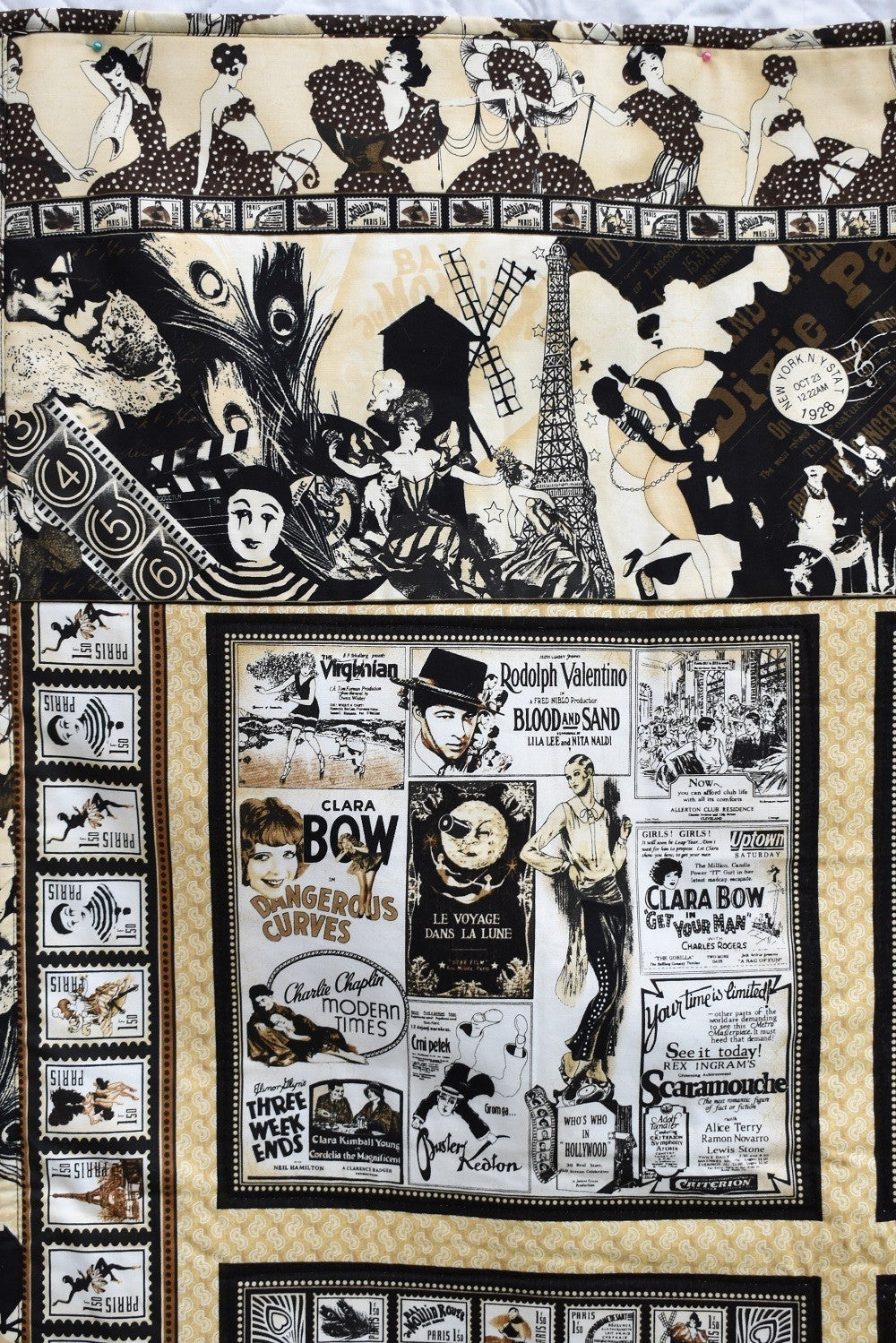 JAZZ AGE Musical Quilted Wall Hanging/Throw