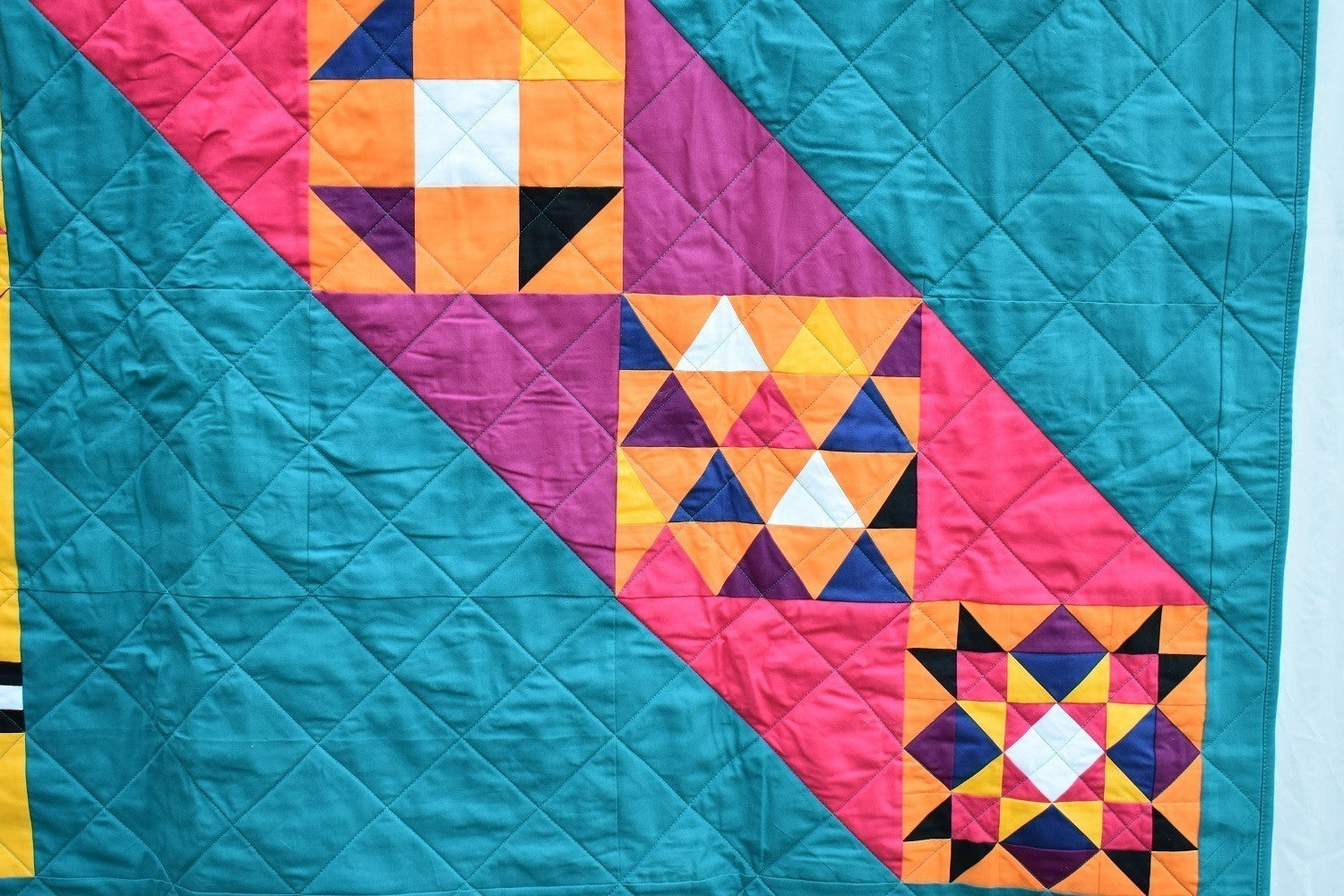 SUNSET X Wall Quilt / Throw Quilt