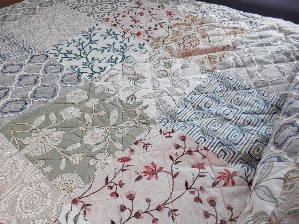 EMBROIDERED MUTED COLORS Designer King/Queen Bed Quilt