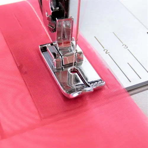 Straight Stitch Foot sewing