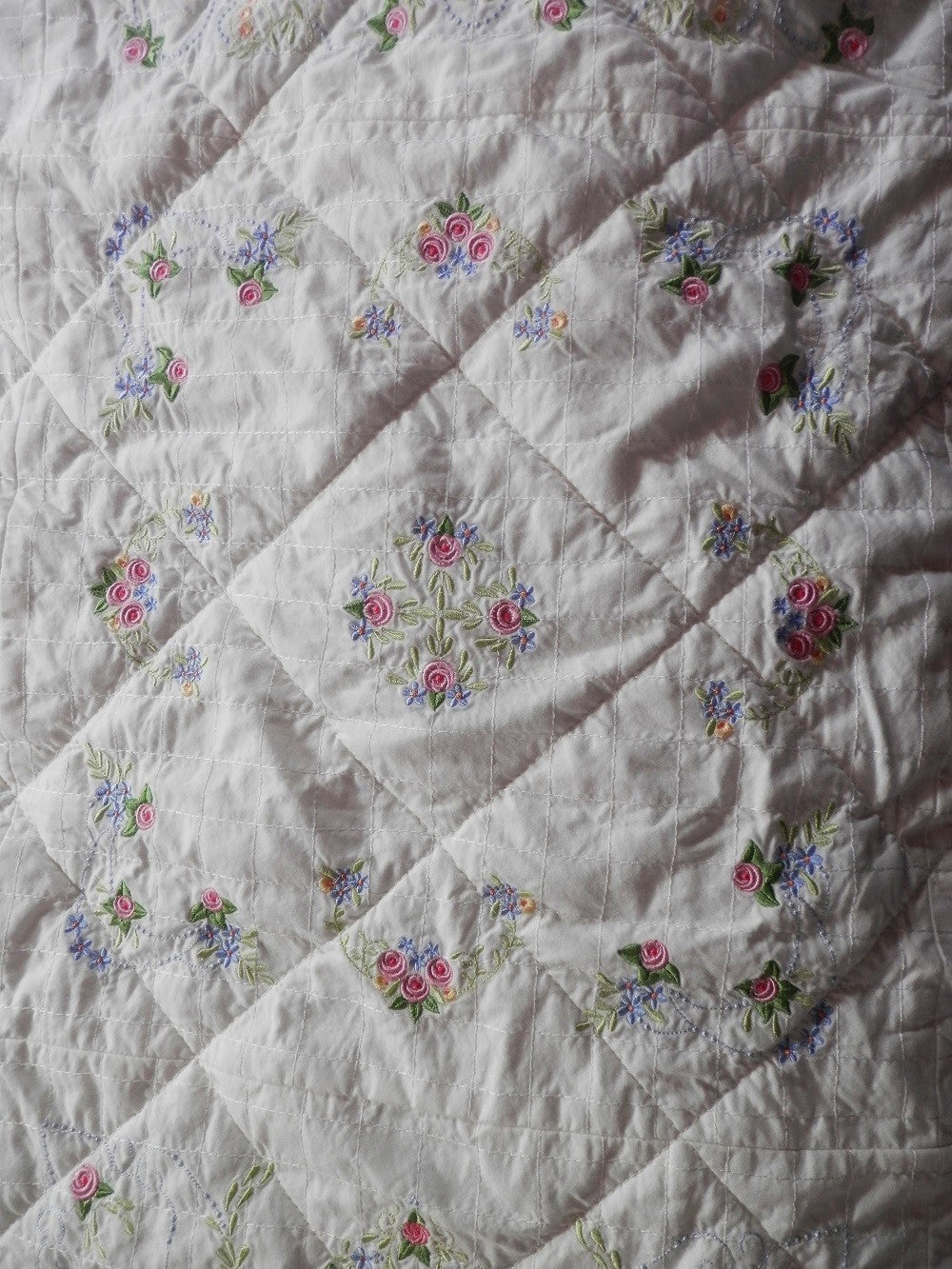 ANTIQUE PEARLY ROSE QUILT - Queen Size, Embroidered, Hand Made Heirloom, One Of A Kind Treasure