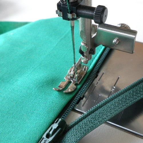 Adjustable Narrow Zipper/Straight Stitch Foot for Bernina
