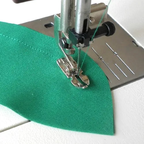Adjustable Zipper Foot for High Speed Straight Stitch Machines seaming