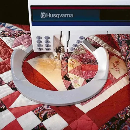 Free Motion Quilting Guide Grip in use