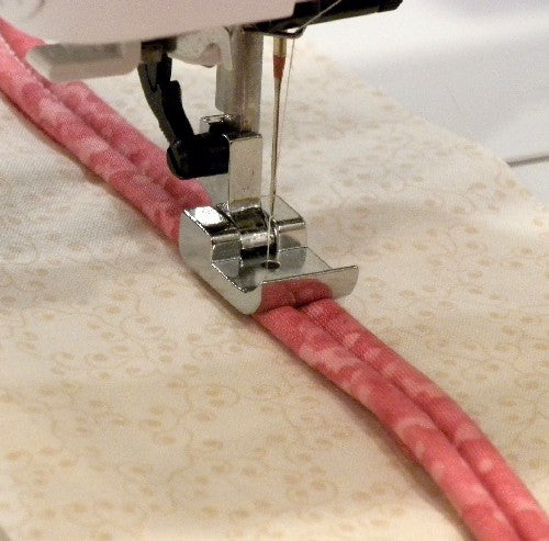 Double Cord Piping Foot for Bernina