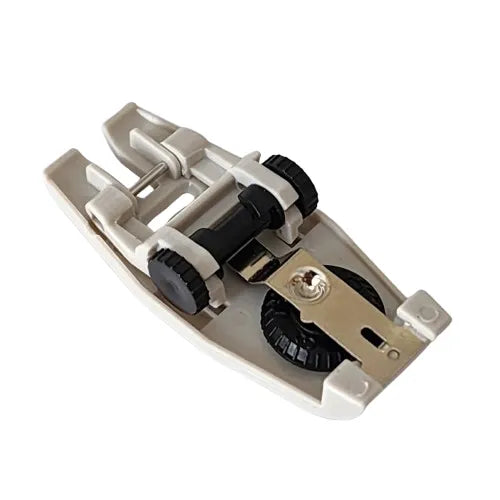 pfaff elastic foot close up